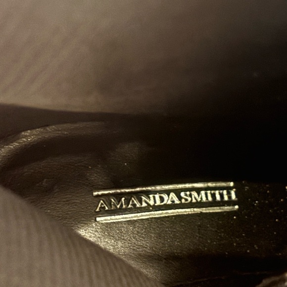 Amanda Smith Black Leather Heeled Ankle Booties  in size 7. Great condition - Picture 5 of 16